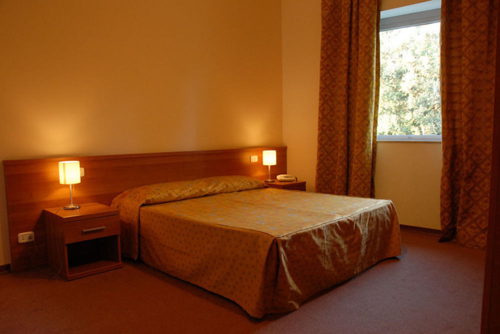 Hotel Castel Miramonti Selva Di Fasano Extérieur photo